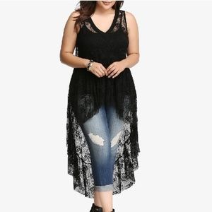 ISO torrid top